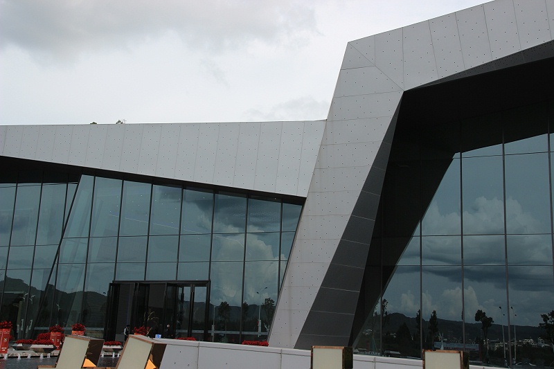 云南氟碳鋁單板