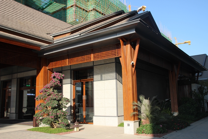 西雙版納春江明月高檔小區室外鋁單板裝飾項目