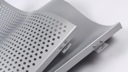 云南沖孔鋁單板的外觀受什么影響