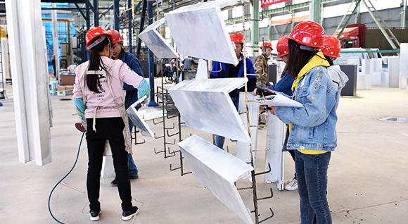 嚴(yán)格檢測(cè)，品質(zhì)保障